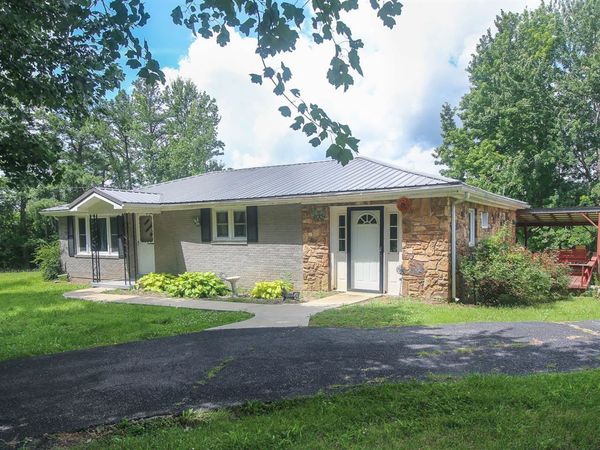 20467 N Greenville Road, White Plains, KY 42464