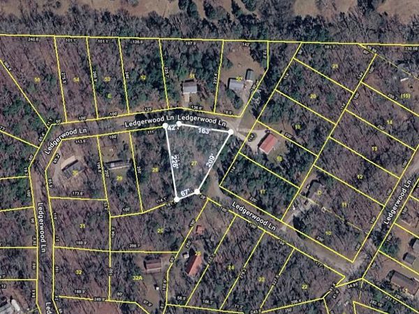 Ledgerwood Drive, Kingston, TN 37763