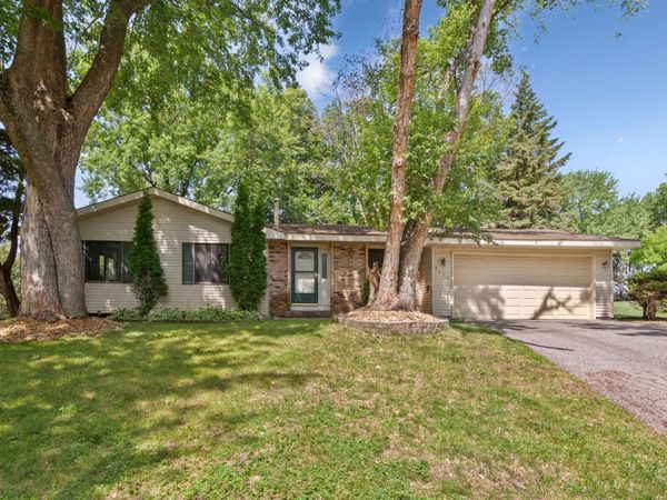 3404 Red Oak Circle N, Burnsville, MN 55337