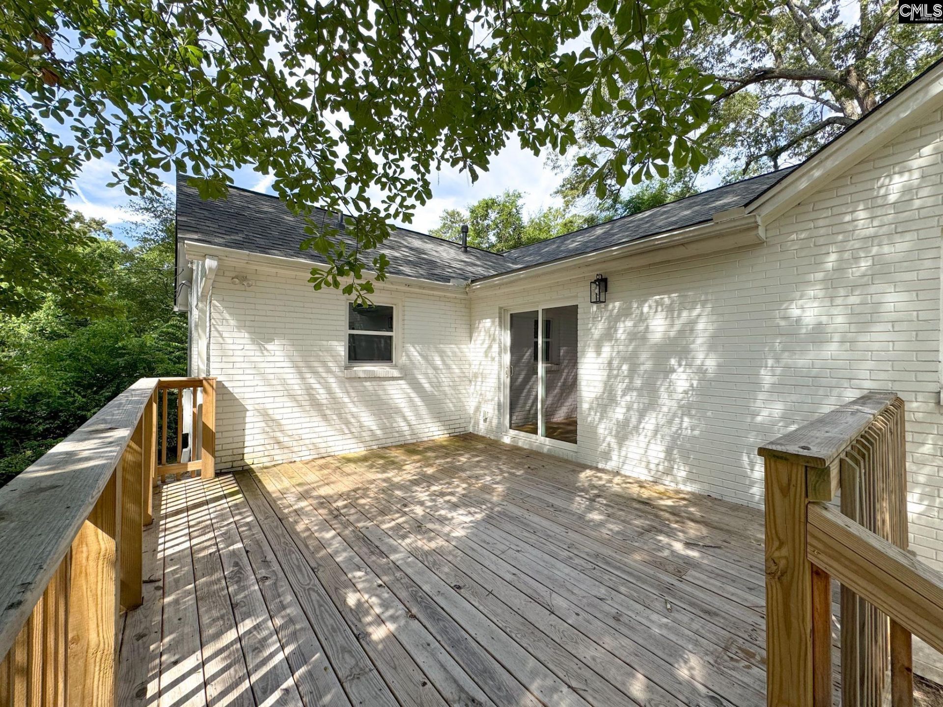 402 Arbor Drive Photo 12