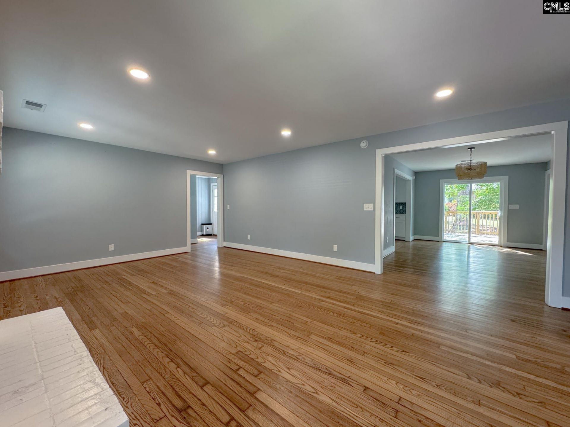402 Arbor Drive Photo 16
