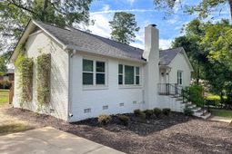 402 Arbor Drive photo 4