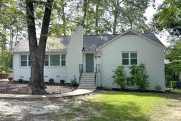 402 Arbor Drive photo 4