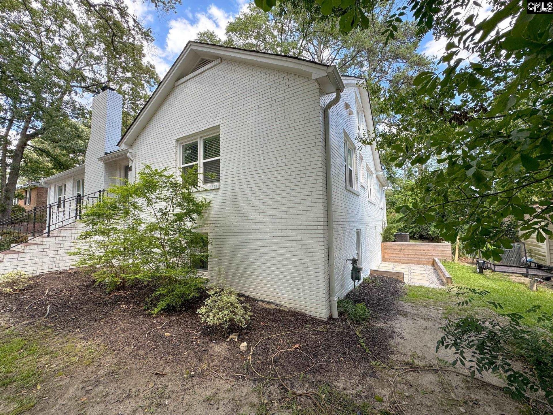 402 Arbor Drive Photo 5
