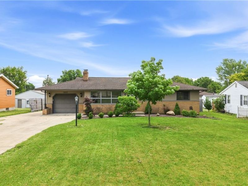 5037 Sheridan Road, Poland, OH 44514 Photo 2