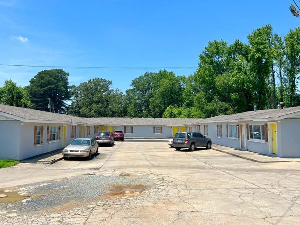 800 S Oak Street, Jacksonville, AR 72076