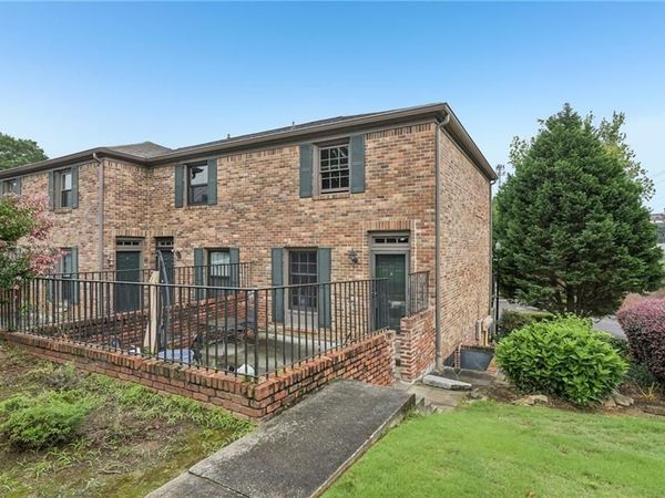 3071 Colonial Way , Unit H, Atlanta, GA 30341