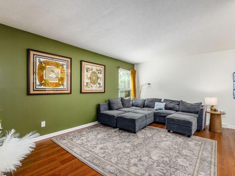 4544 Sandringham Drive, Columbus, OH 43220 Photo 7