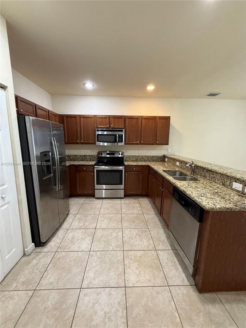 8923 W 35th Ave , Hialeah, FL 33018 Photo