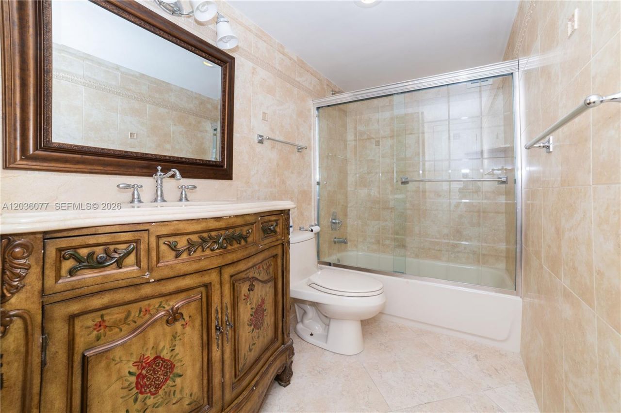 1904 S Ocean Dr , Unit 604, Hallandale Beach, FL 33009 Photo