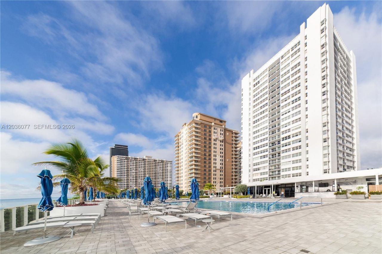 1904 S Ocean Dr , Unit 604, Hallandale Beach, FL 33009 Photo