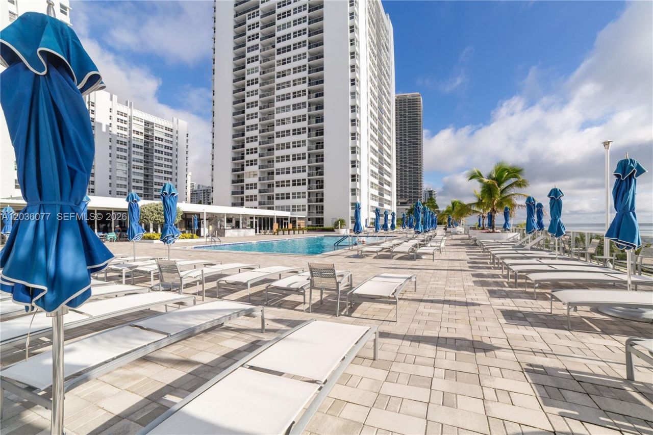1904 S Ocean Dr , Unit 604, Hallandale Beach, FL 33009 Photo