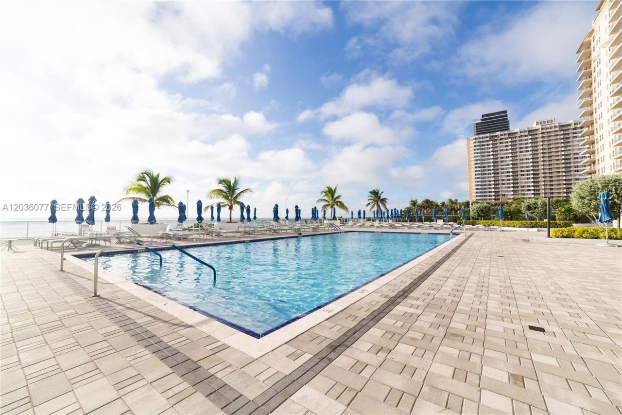 1904 S Ocean Dr , Unit 604, Hallandale Beach, FL 33009 Photo