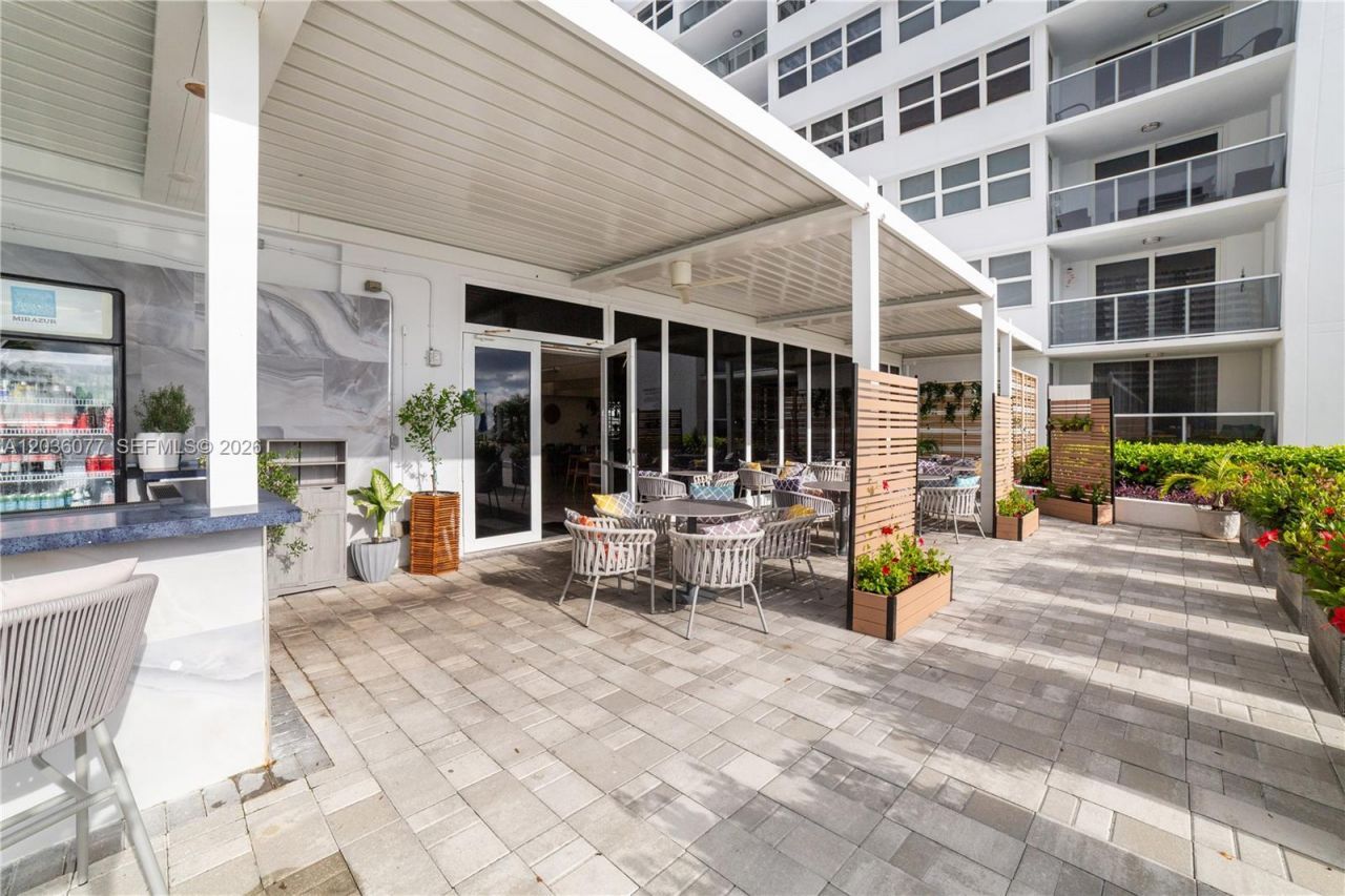 1904 S Ocean Dr , Unit 604, Hallandale Beach, FL 33009 Photo