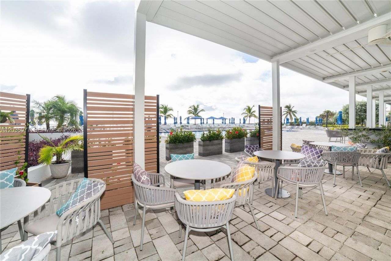 1904 S Ocean Dr , Unit 604, Hallandale Beach, FL 33009 Photo