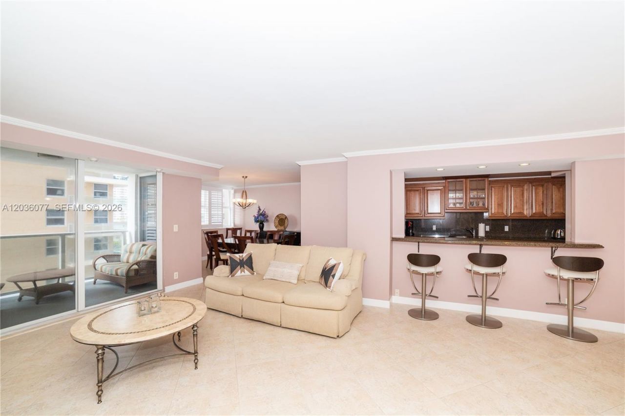 1904 S Ocean Dr , Unit 604, Hallandale Beach, FL 33009 Photo