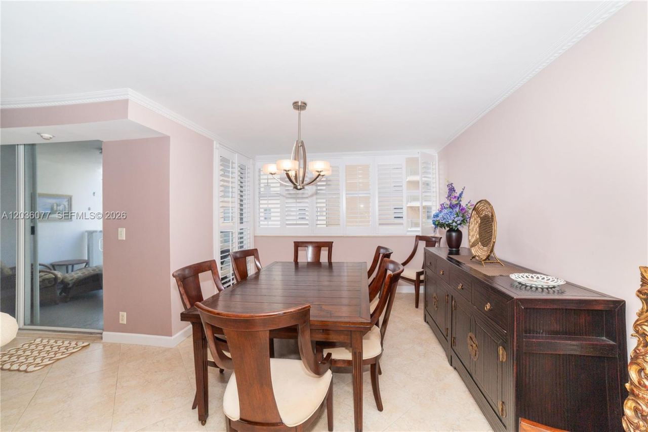 1904 S Ocean Dr , Unit 604, Hallandale Beach, FL 33009 Photo