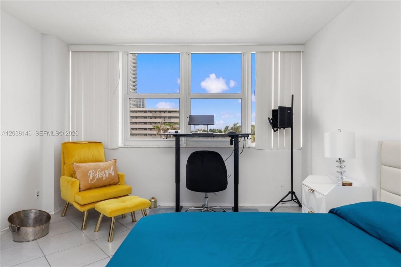 2030 S Ocean Dr , Unit 307, Hallandale Beach, FL 33009 Photo