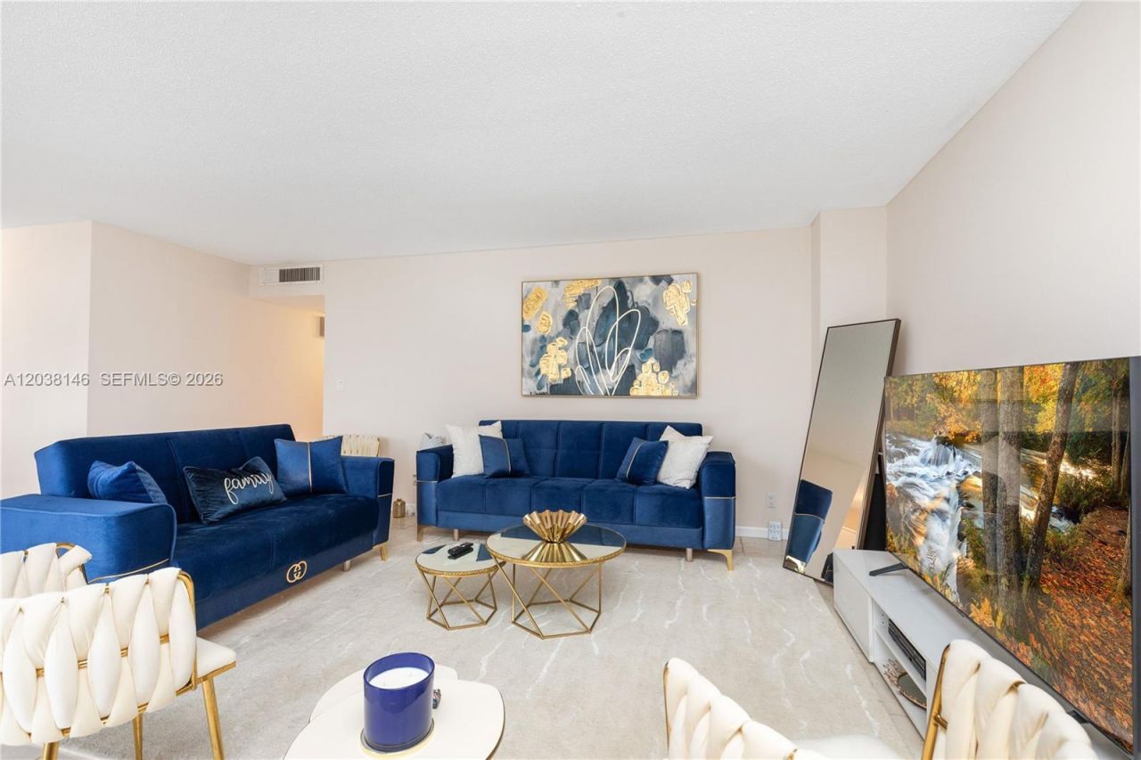 2030 S Ocean Dr , Unit 307, Hallandale Beach, FL 33009 Photo
