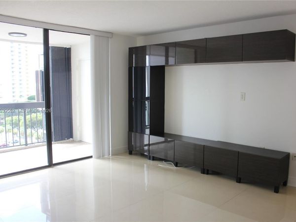 2333 Brickell Ave , Unit 1004, Miami, FL 33129