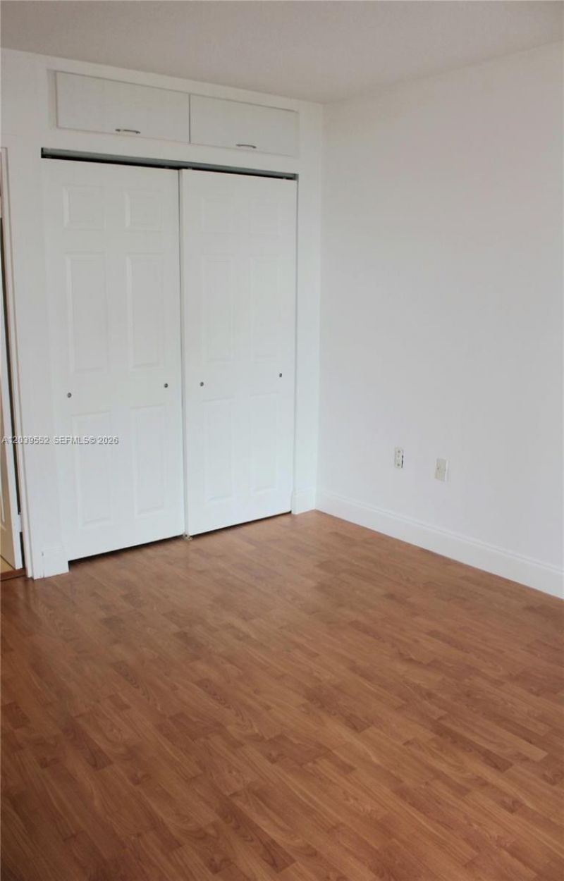 2333 Brickell Ave , Unit 1004, Miami, FL 33129 Photo