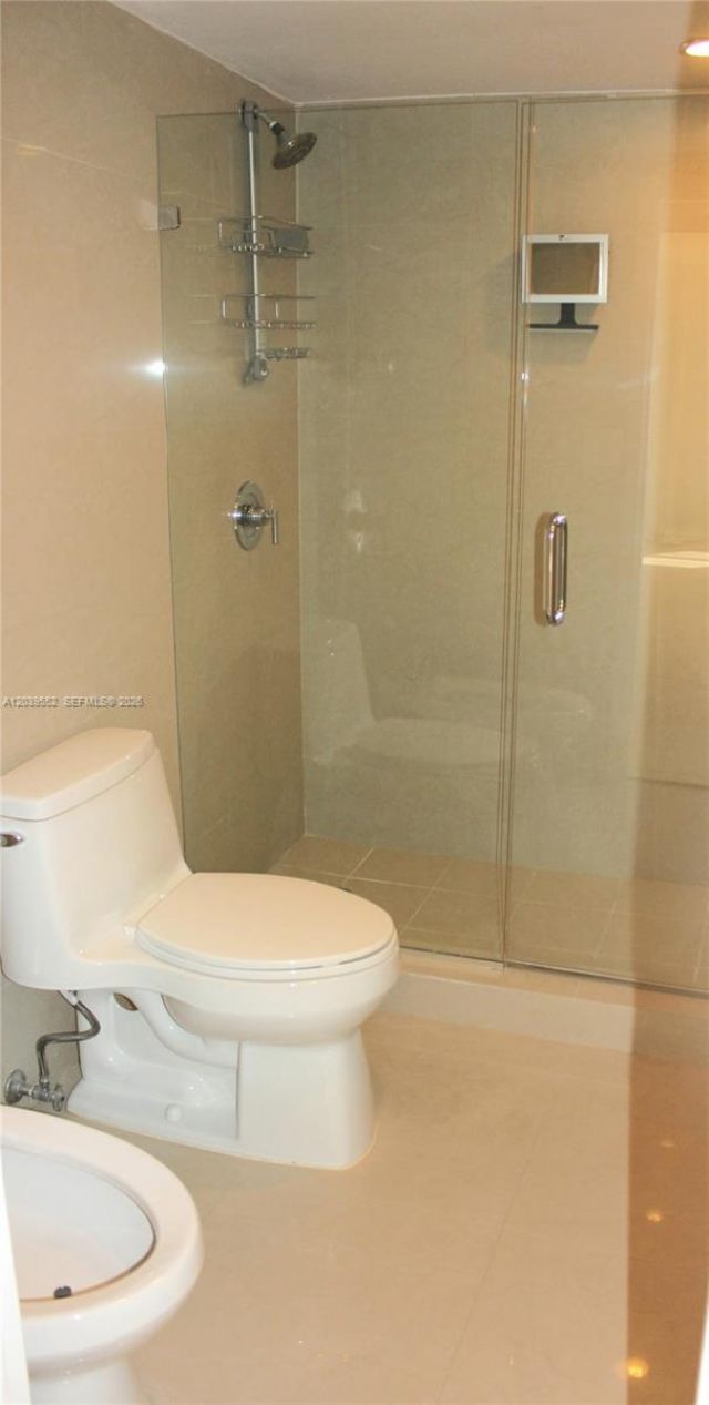 2333 Brickell Ave , Unit 1004, Miami, FL 33129 Photo