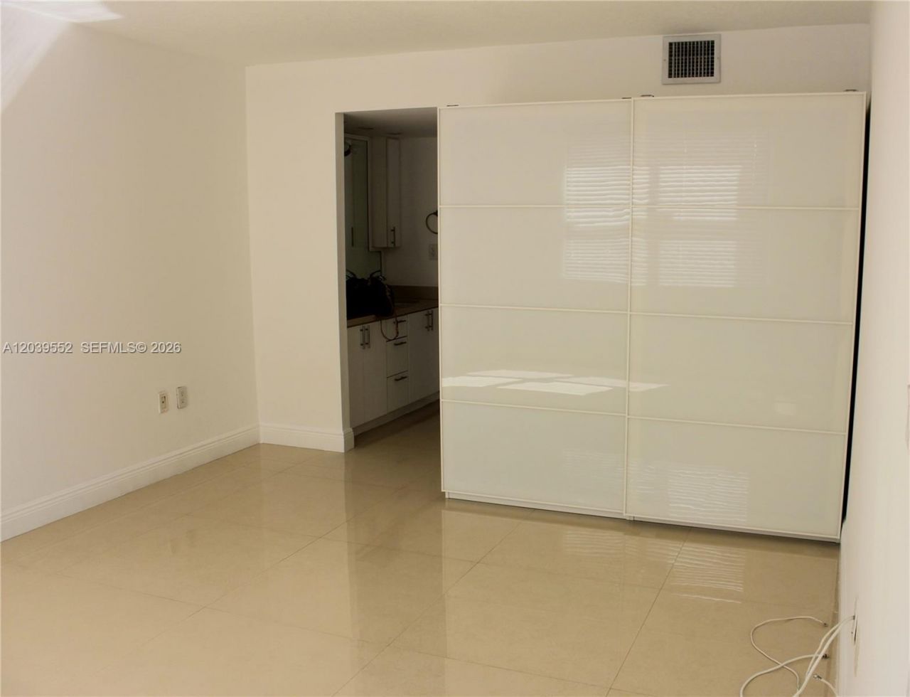 2333 Brickell Ave , Unit 1004, Miami, FL 33129 Photo