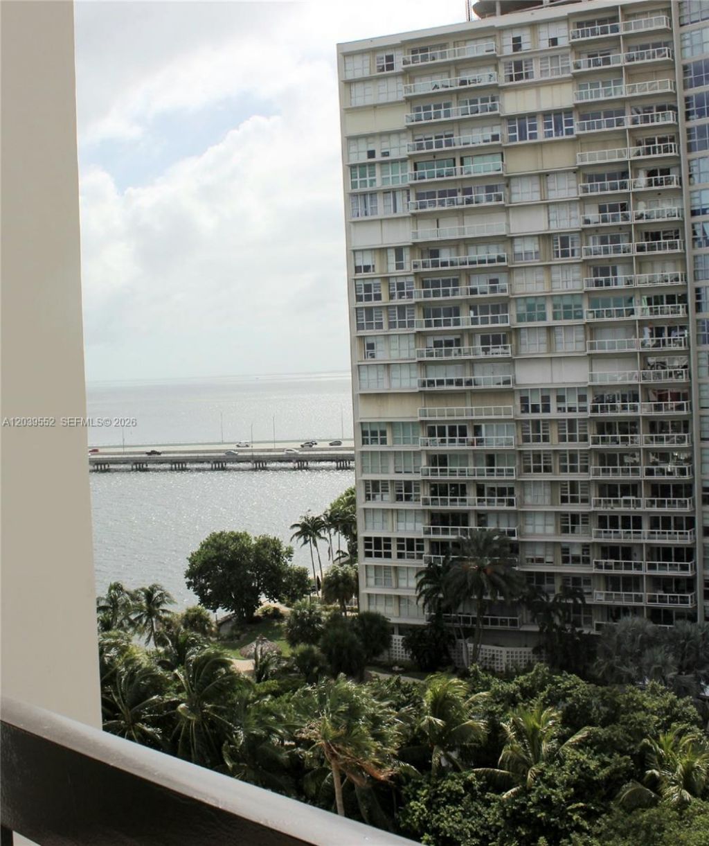 2333 Brickell Ave , Unit 1004, Miami, FL 33129 Photo