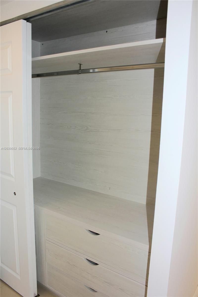 2333 Brickell Ave , Unit 1004, Miami, FL 33129 Photo