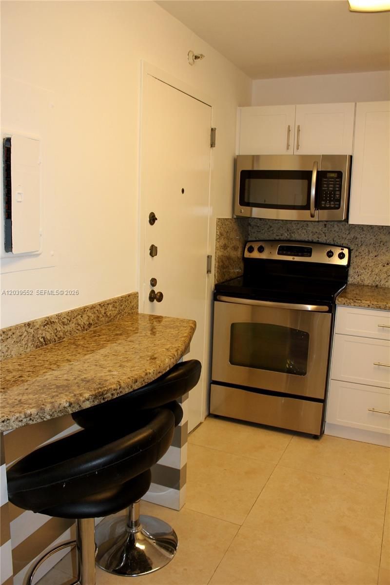 2333 Brickell Ave , Unit 1004, Miami, FL 33129 Photo
