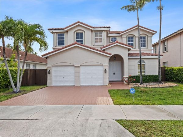 8542 NW 111th Ct , Doral, FL 33178