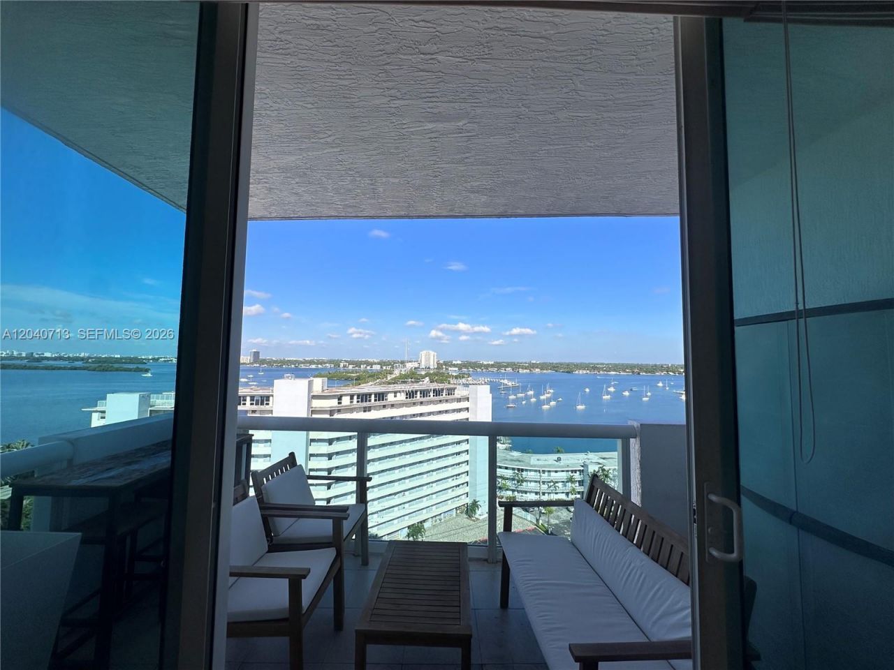 7900 Harbor Island Dr, Unit 1424, North Bay Village, FL 33141 Photo