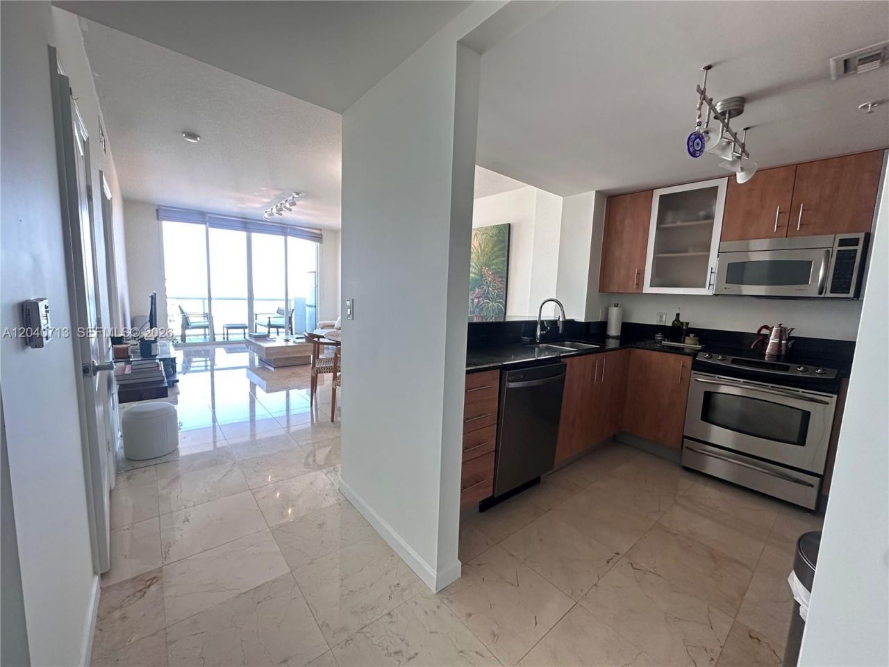 7900 Harbor Island Dr, Unit 1424, North Bay Village, FL 33141 Photo