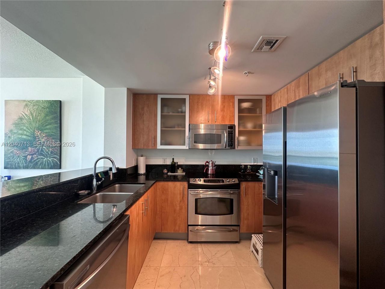 7900 Harbor Island Dr, Unit 1424, North Bay Village, FL 33141 Photo