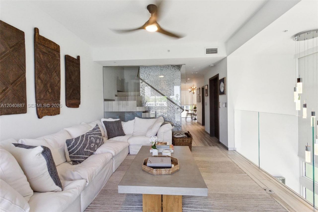 101 N Shore Dr, Unit 101, Miami Beach, FL 33141 Photo