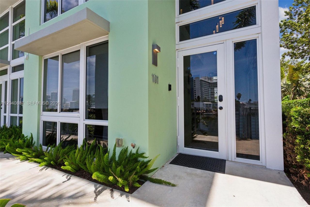 101 N Shore Dr, Unit 101, Miami Beach, FL 33141 Photo