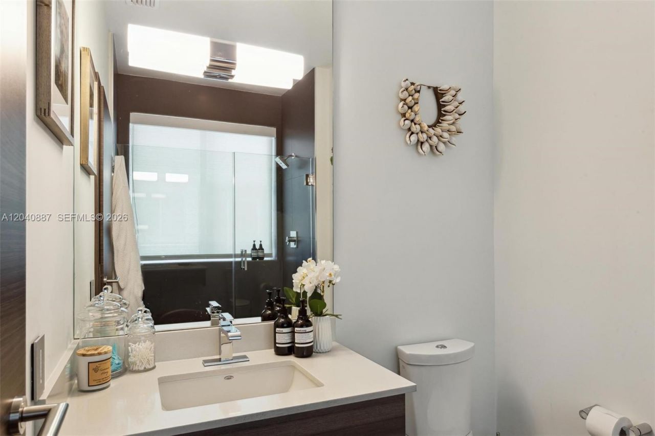 101 N Shore Dr, Unit 101, Miami Beach, FL 33141 Photo