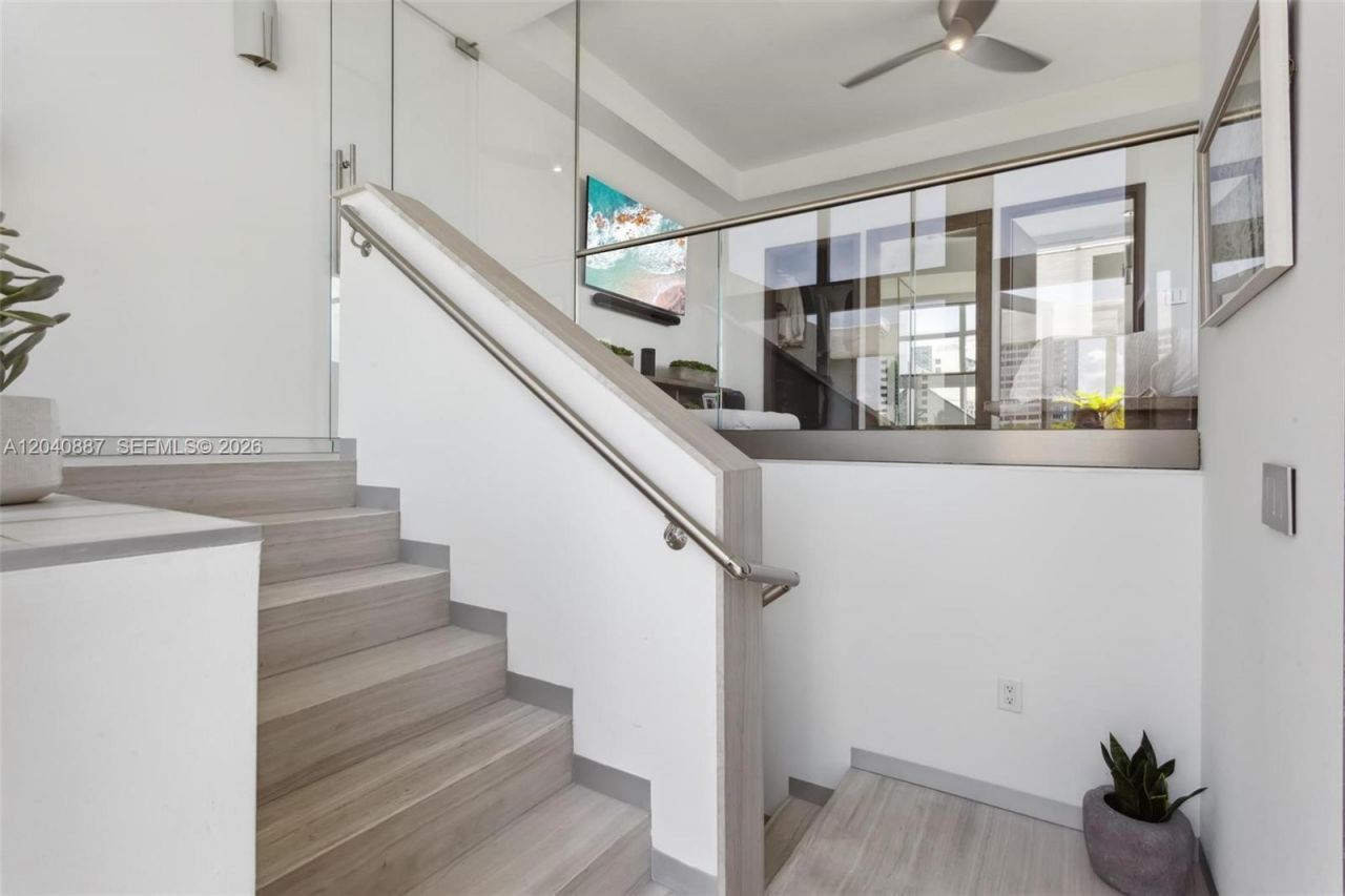 101 N Shore Dr, Unit 101, Miami Beach, FL 33141 Photo