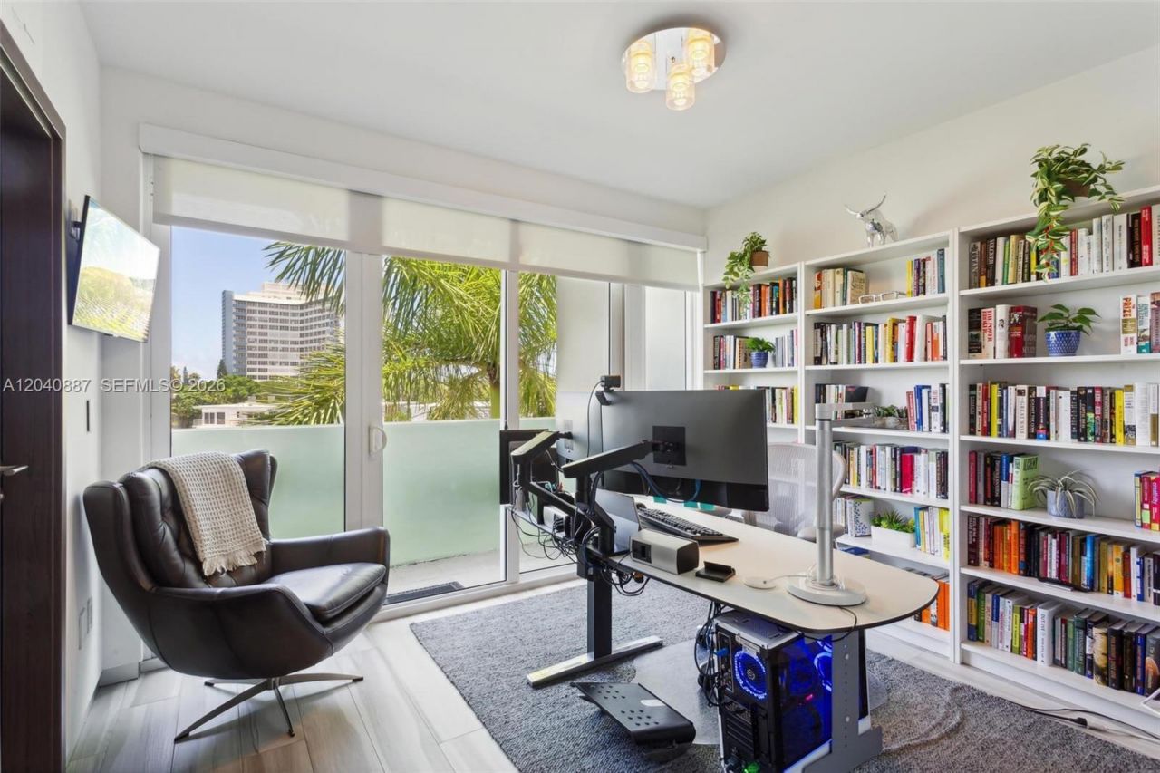 101 N Shore Dr, Unit 101, Miami Beach, FL 33141 Photo