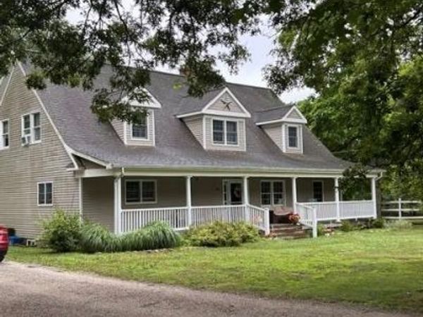 4 Conservation Circus, Ridge, NY 11961