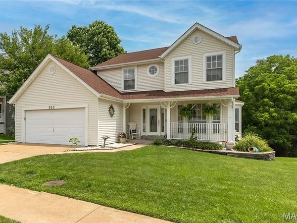 932 Cleta Drive, Ballwin, MO 63021