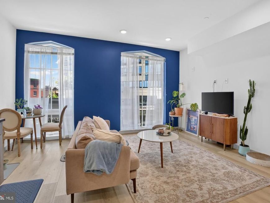 689 N Broad Street, Unit 401, Philadelphia, PA 19123 Main Photo