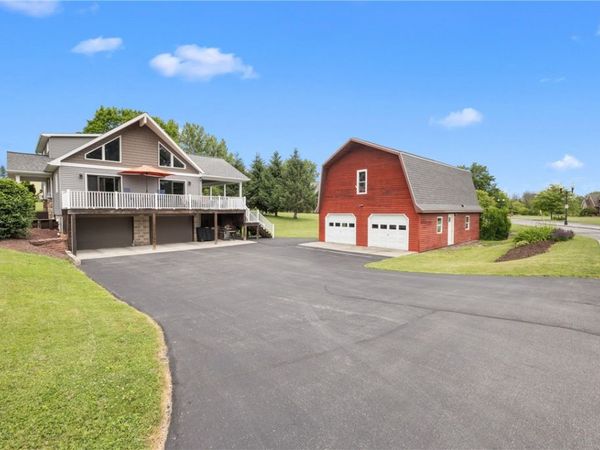 3013 East Avenue , Waterloo, NY 13165