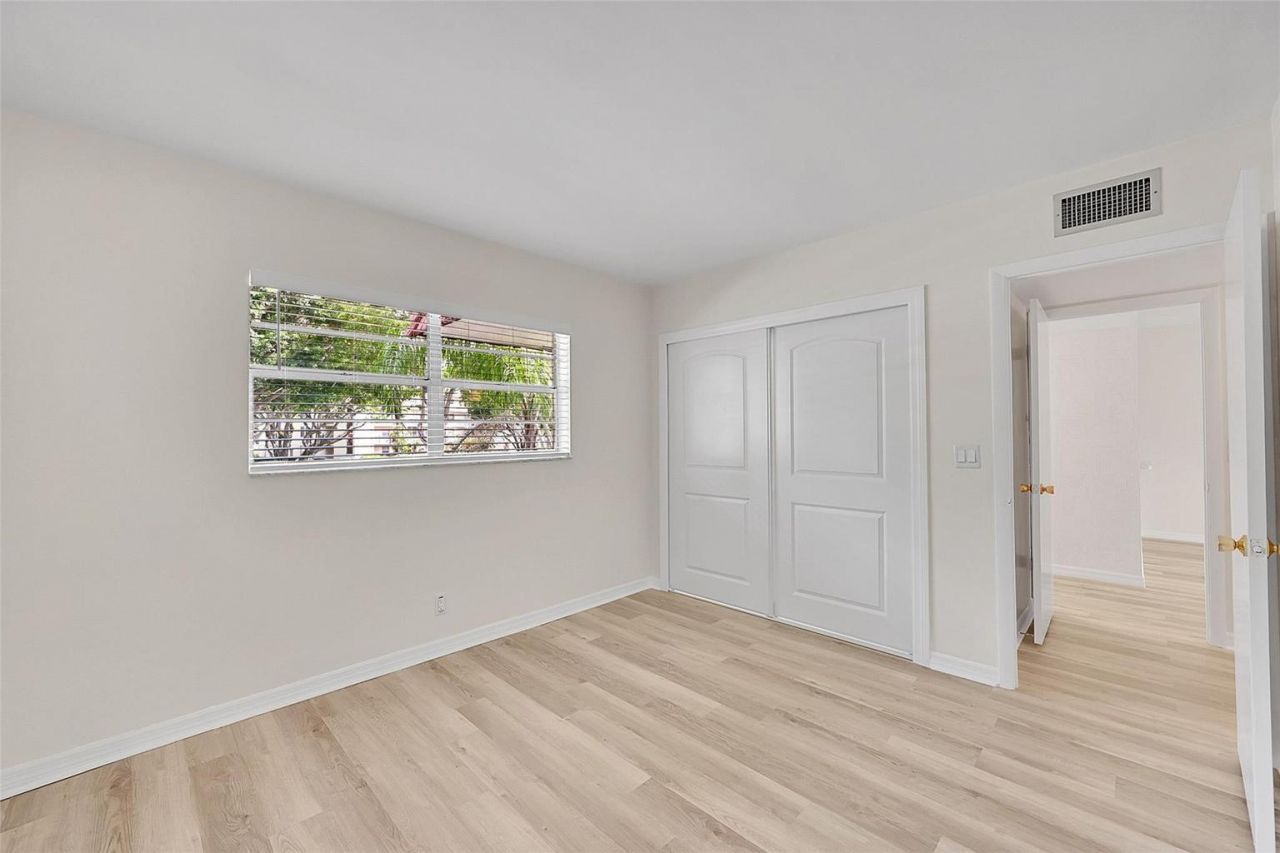 23 Abbey Lane, Unit 202, Delray Beach, FL 33446 Photo