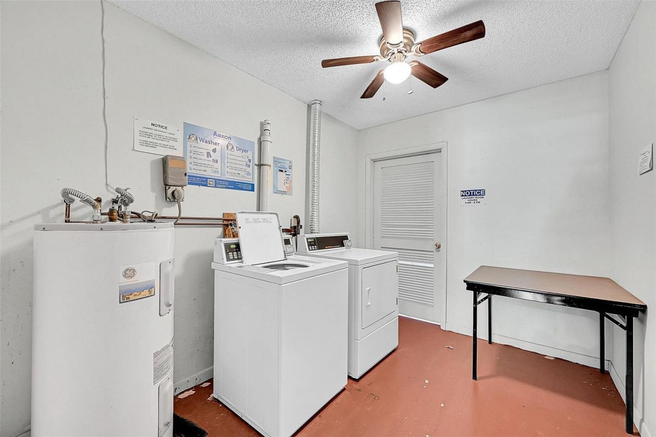 23 Abbey Lane, Unit 202, Delray Beach, FL 33446 Photo