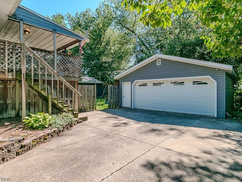 1754 Benjamin Road, Madison, OH 44057 Photo 2