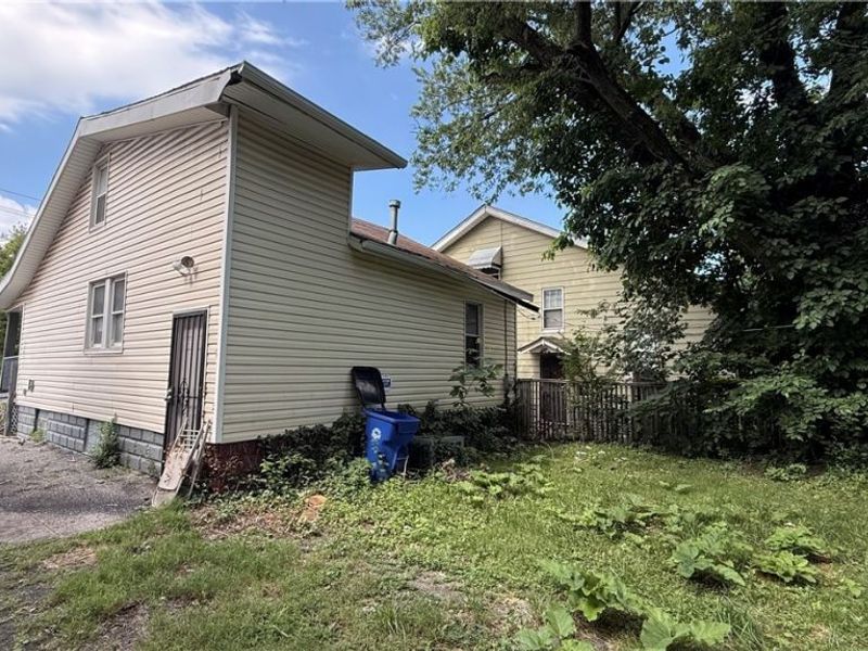 12607 Watterson Avenue, Cleveland, OH 44105 Photo 12