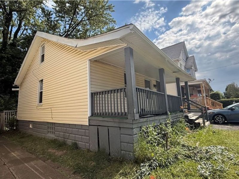 12607 Watterson Avenue, Cleveland, OH 44105 Photo 13