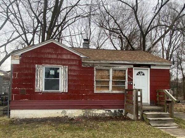 19436 Lindsay Street, Detroit, MI 48235