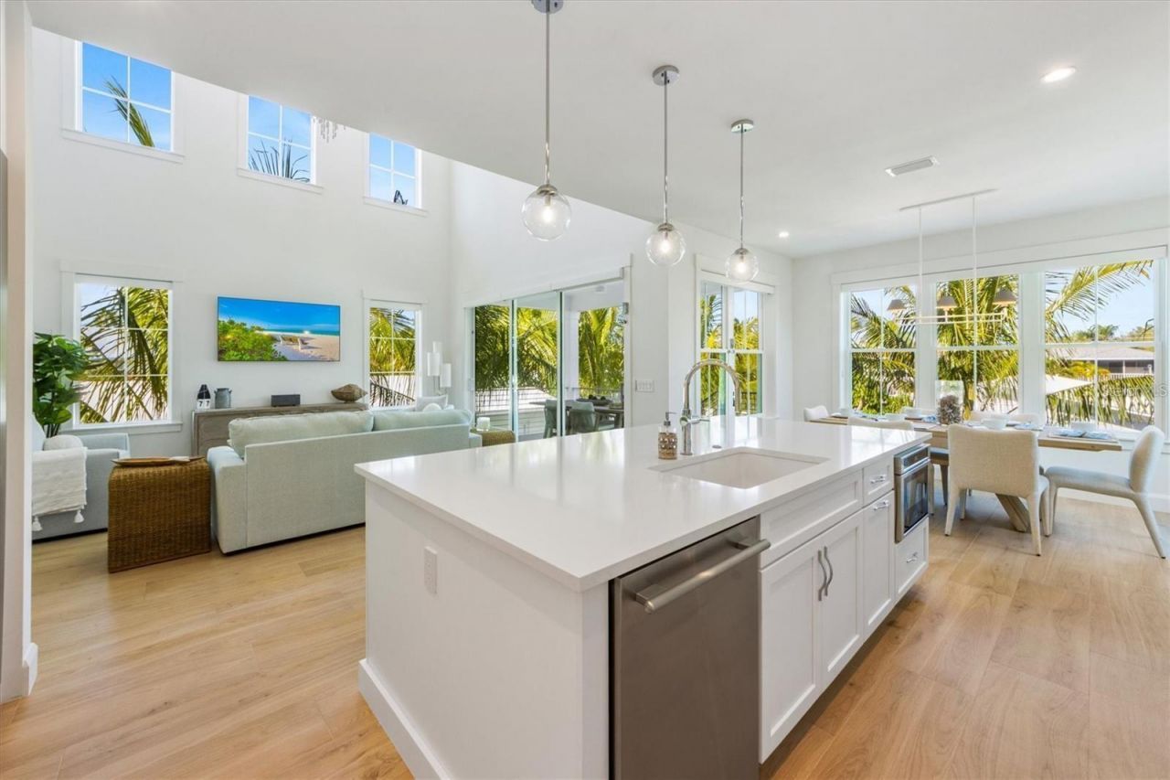 764 Jacaranda Road, Anna Maria, FL 34216 Photo